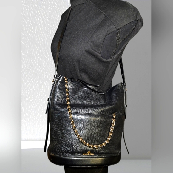 Michael Kors Handbags - Michael Kors Black Leather Bucket Bag with Gold Chain